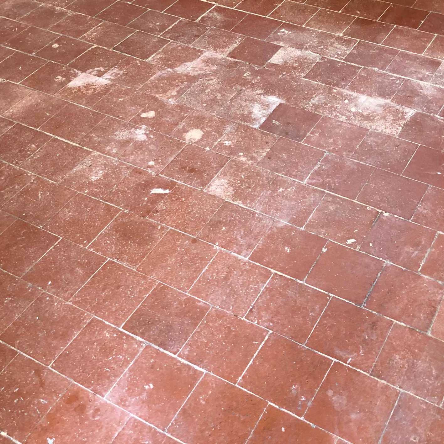 ניקיון אחרי שיפוץ ודירה חדשה