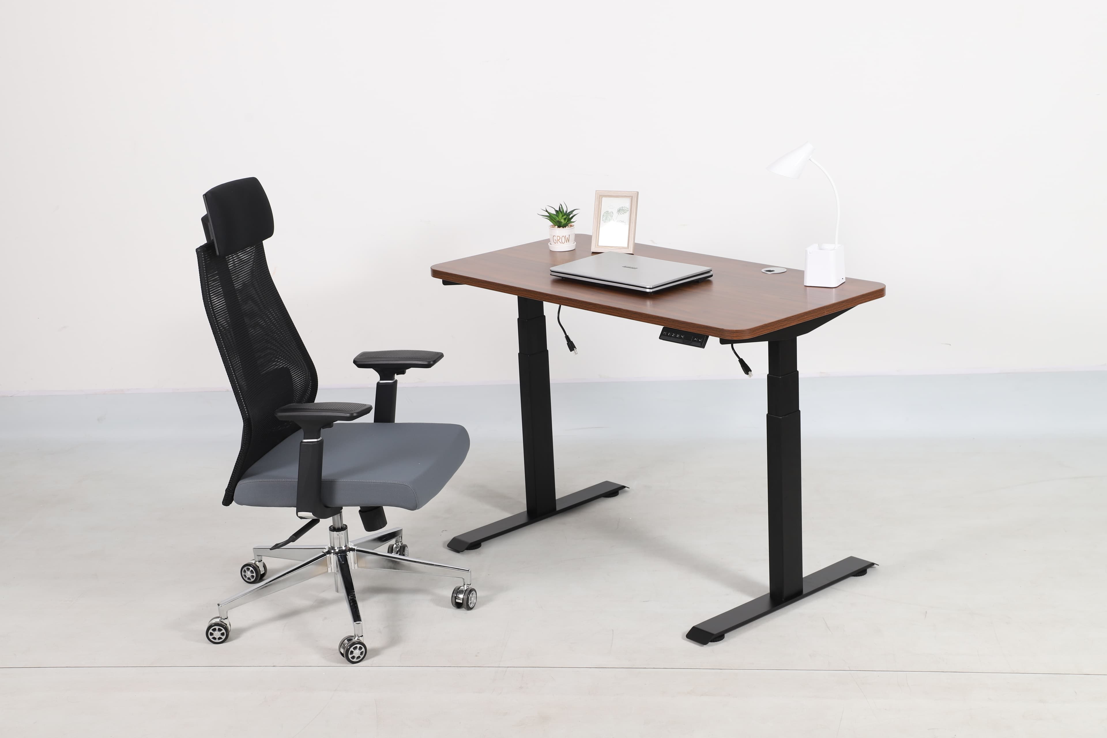 שולחן עמידה ארגונומי חשמלי